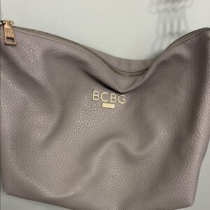 BCBG Paris Gray Cosmetic Case with Textured Leather Finish